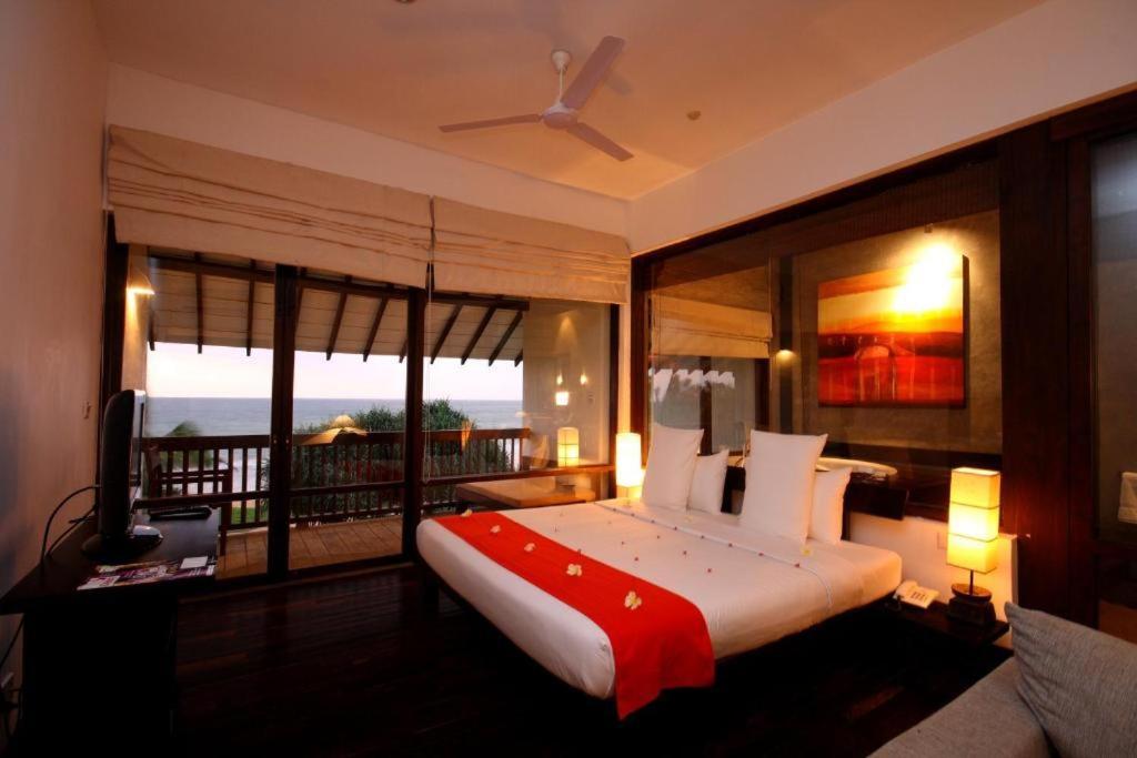 Temple Tree Resort & Spa Бентота Экстерьер фото