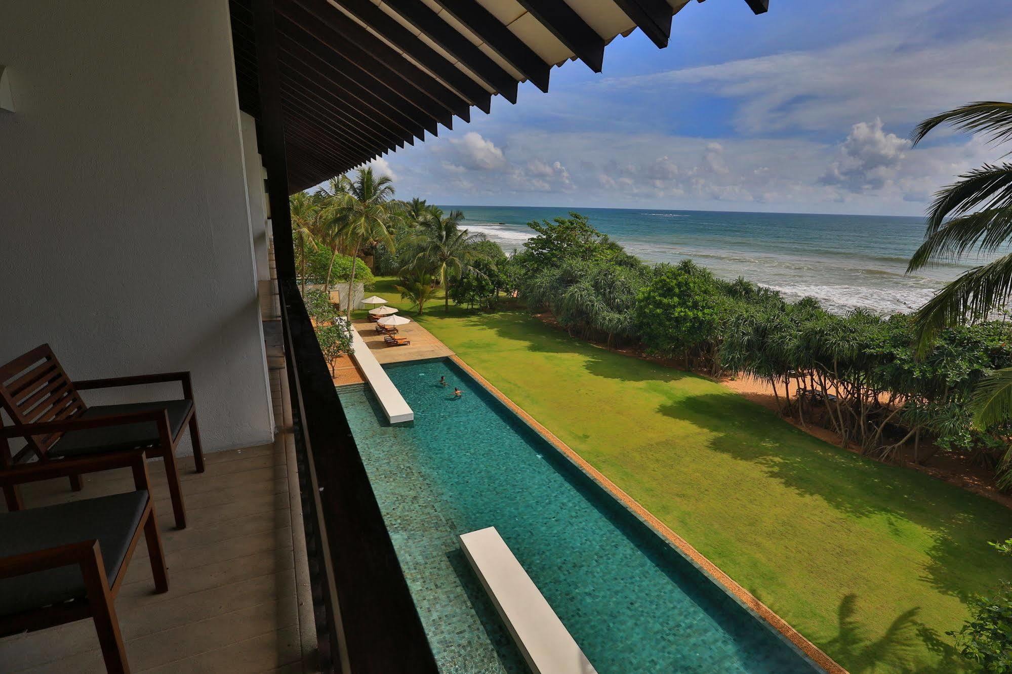 Temple Tree Resort & Spa Бентота Экстерьер фото